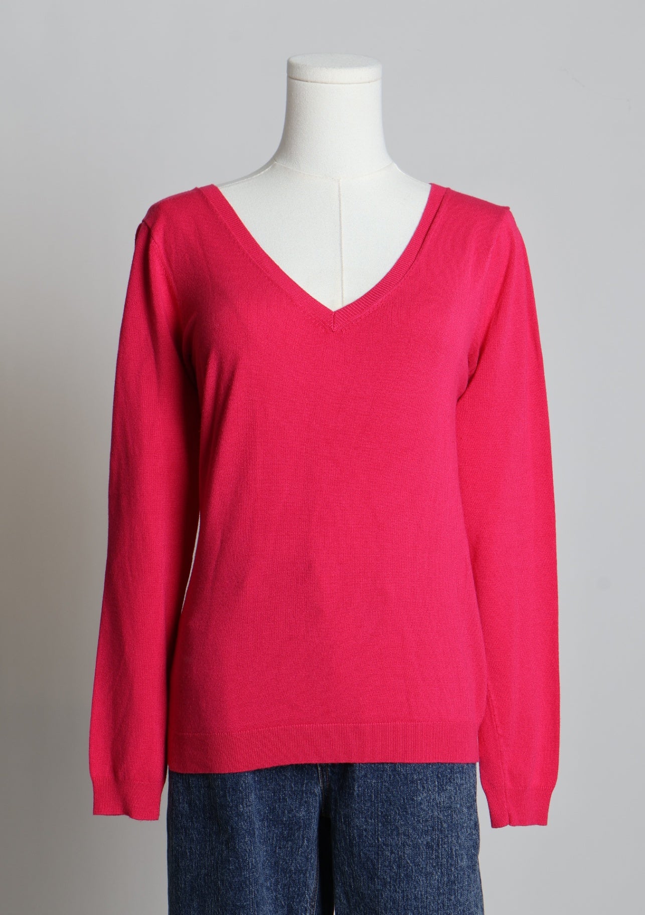 Pull à col en V en tricot léger