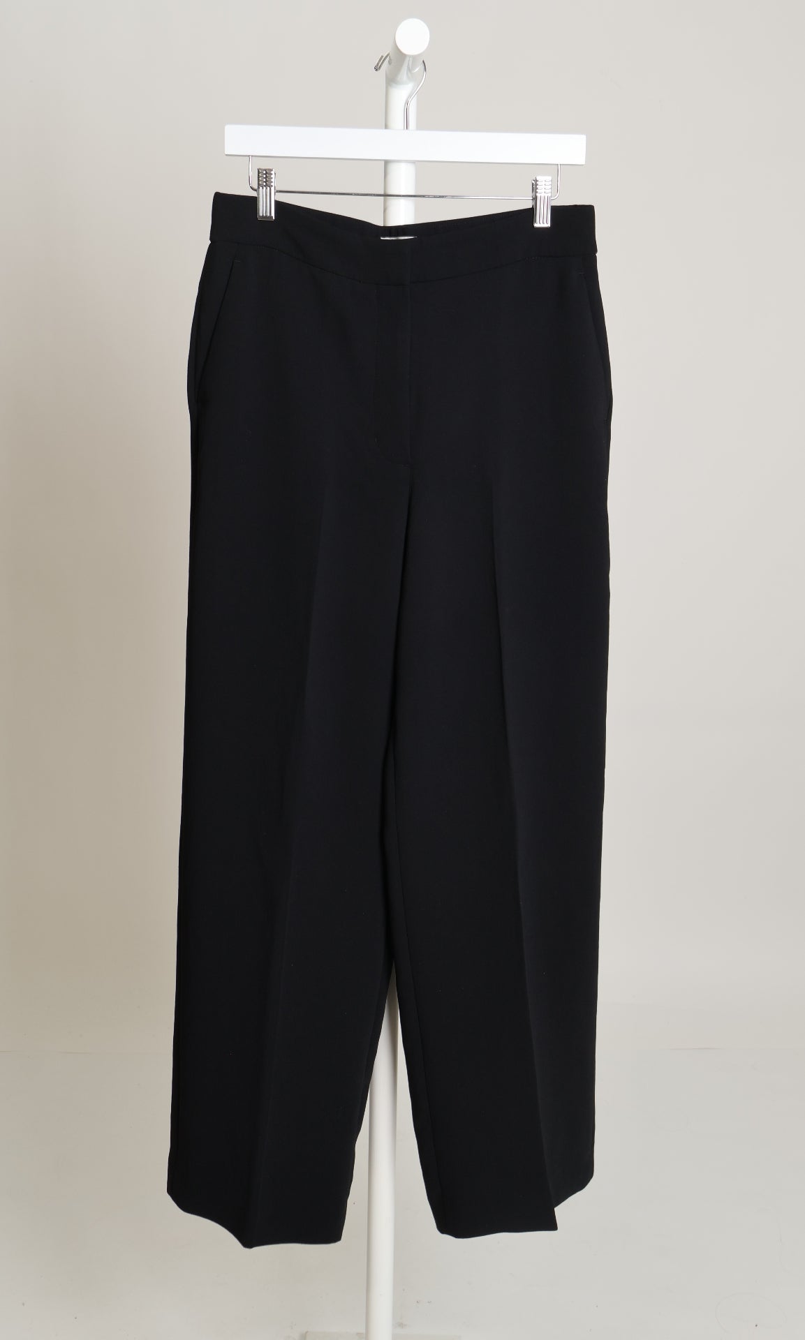 Pantalon avec pli français (Contemporaine)