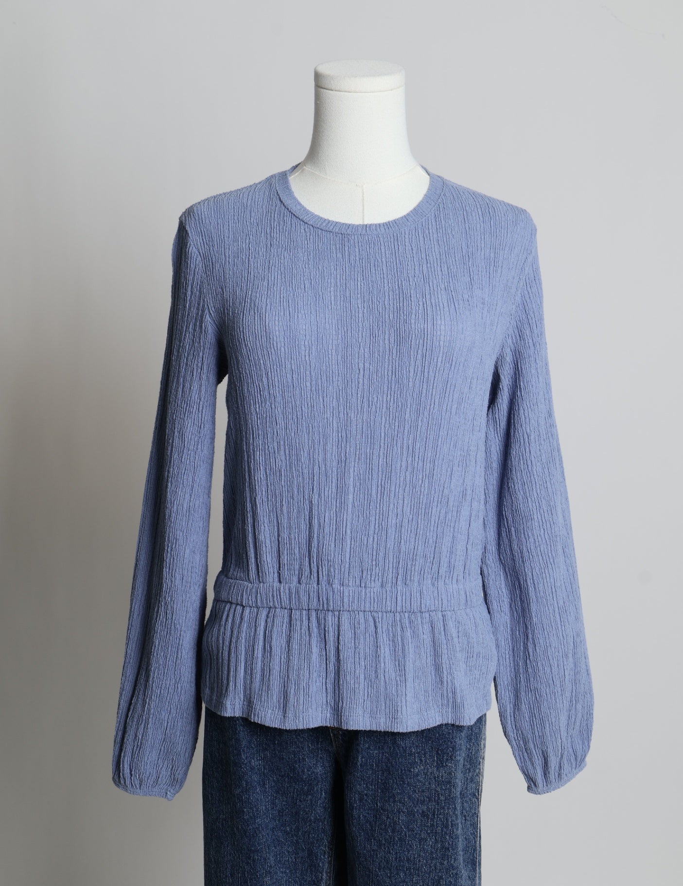 Chandail à manches longues avec une taille froncée et élastique