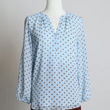 Blouse à motifs de pois bruns