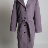 Manteau long avec ceinture assortie