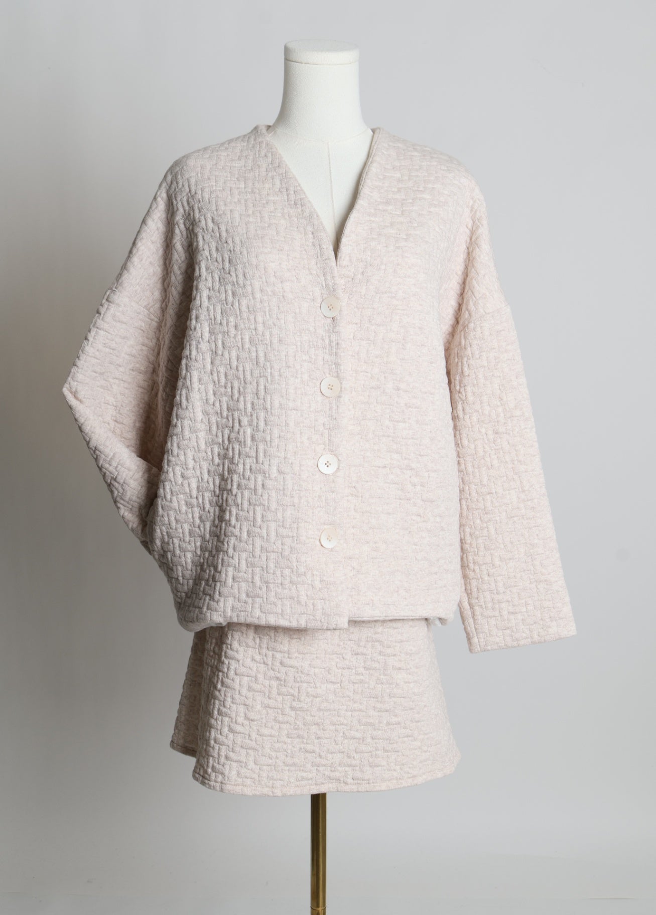 Ensemble jupe et cardigan à motif géométrique gaufré