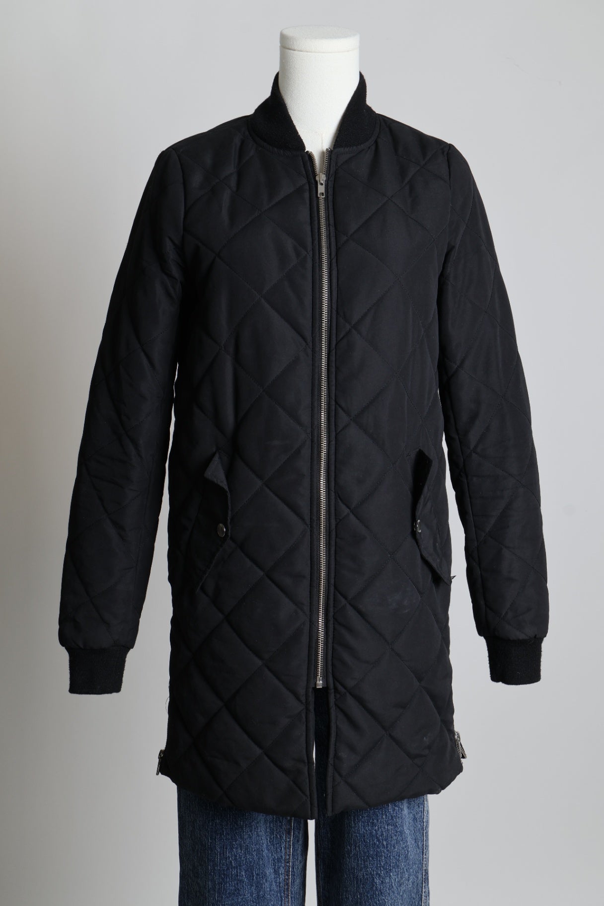 Manteau mi-long matelassé