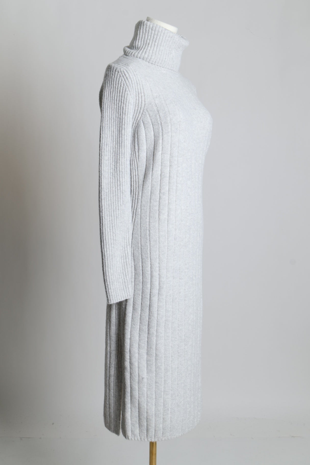 Robe longue en laine à col roulé
