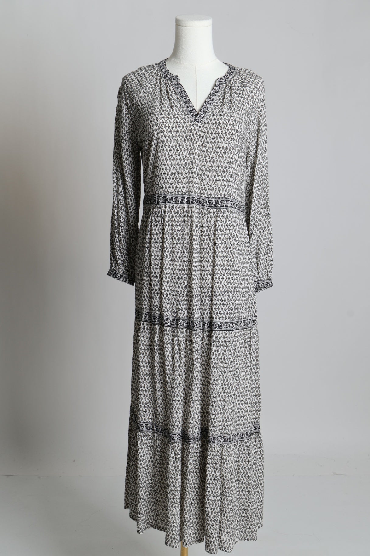 Robe longue style bohème avec motif floral