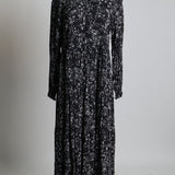 Robe longue fluide avec motif floral