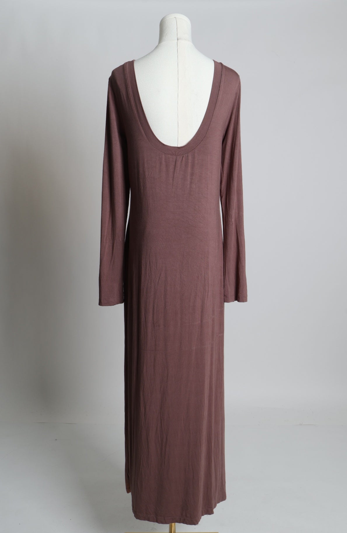 Robe longue à dos ouvert