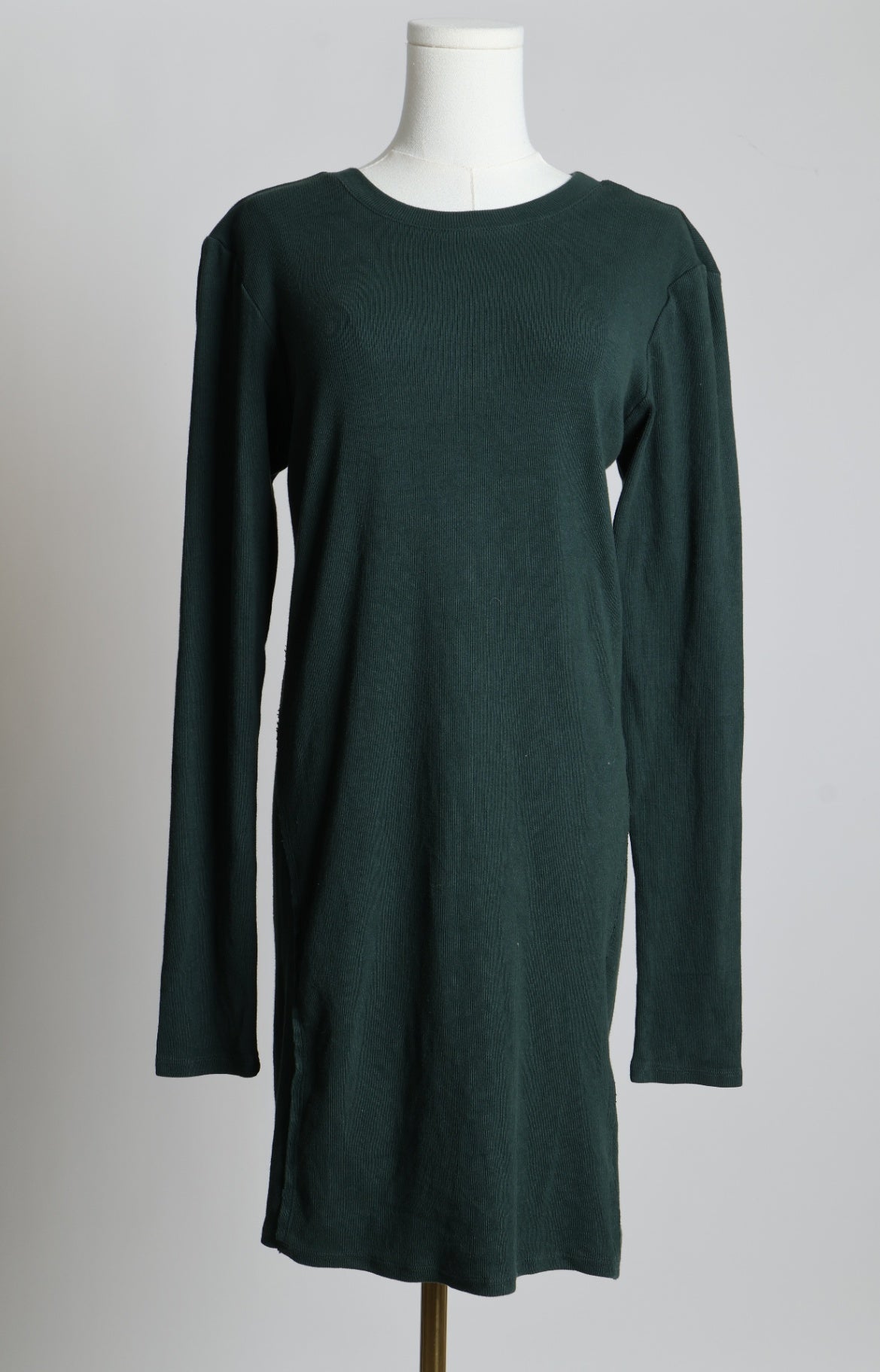 Robe à manches longues et col rond