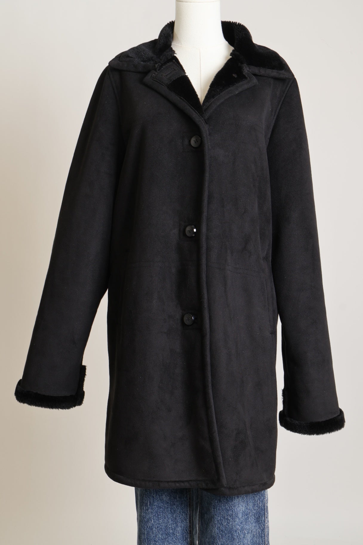 Manteau en suède avec fausse fourrure