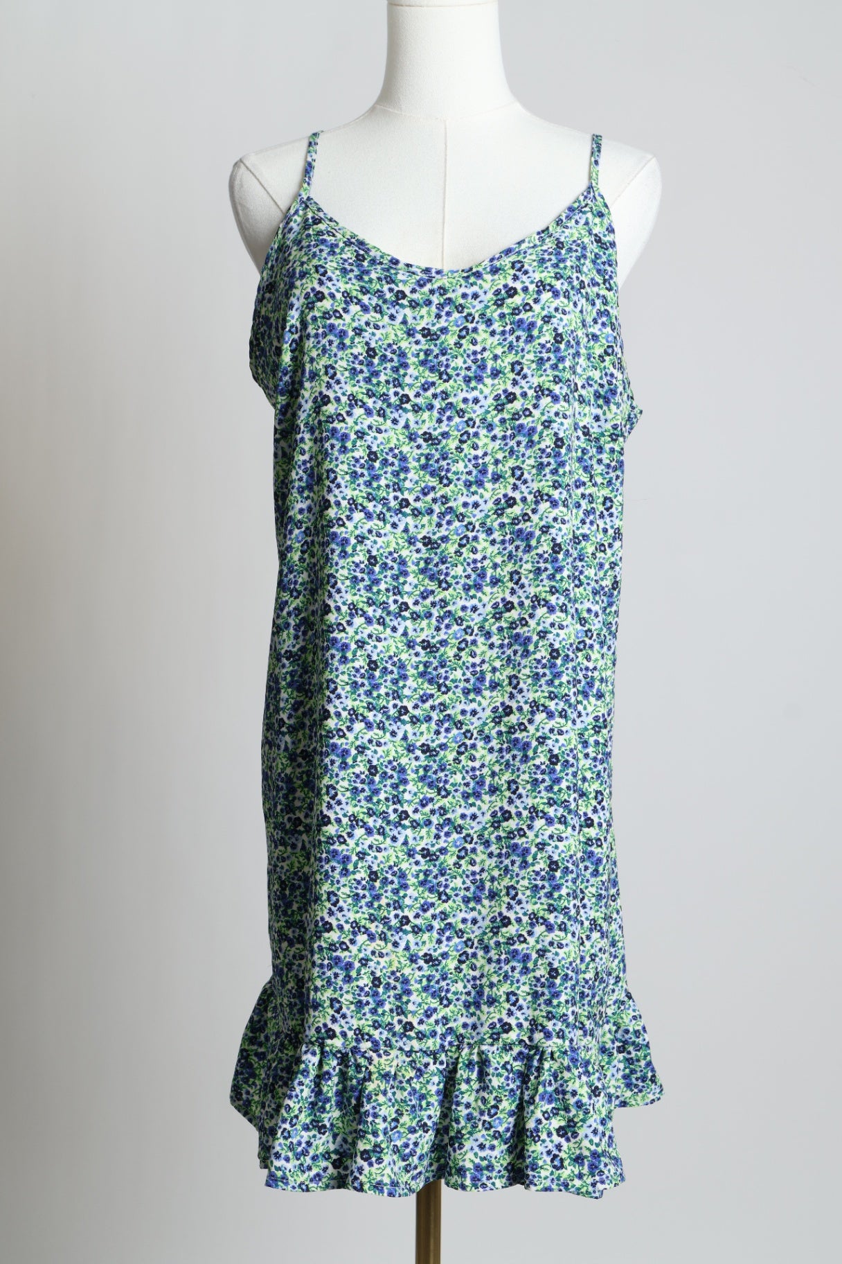 Robe courte avec ourlet à volants