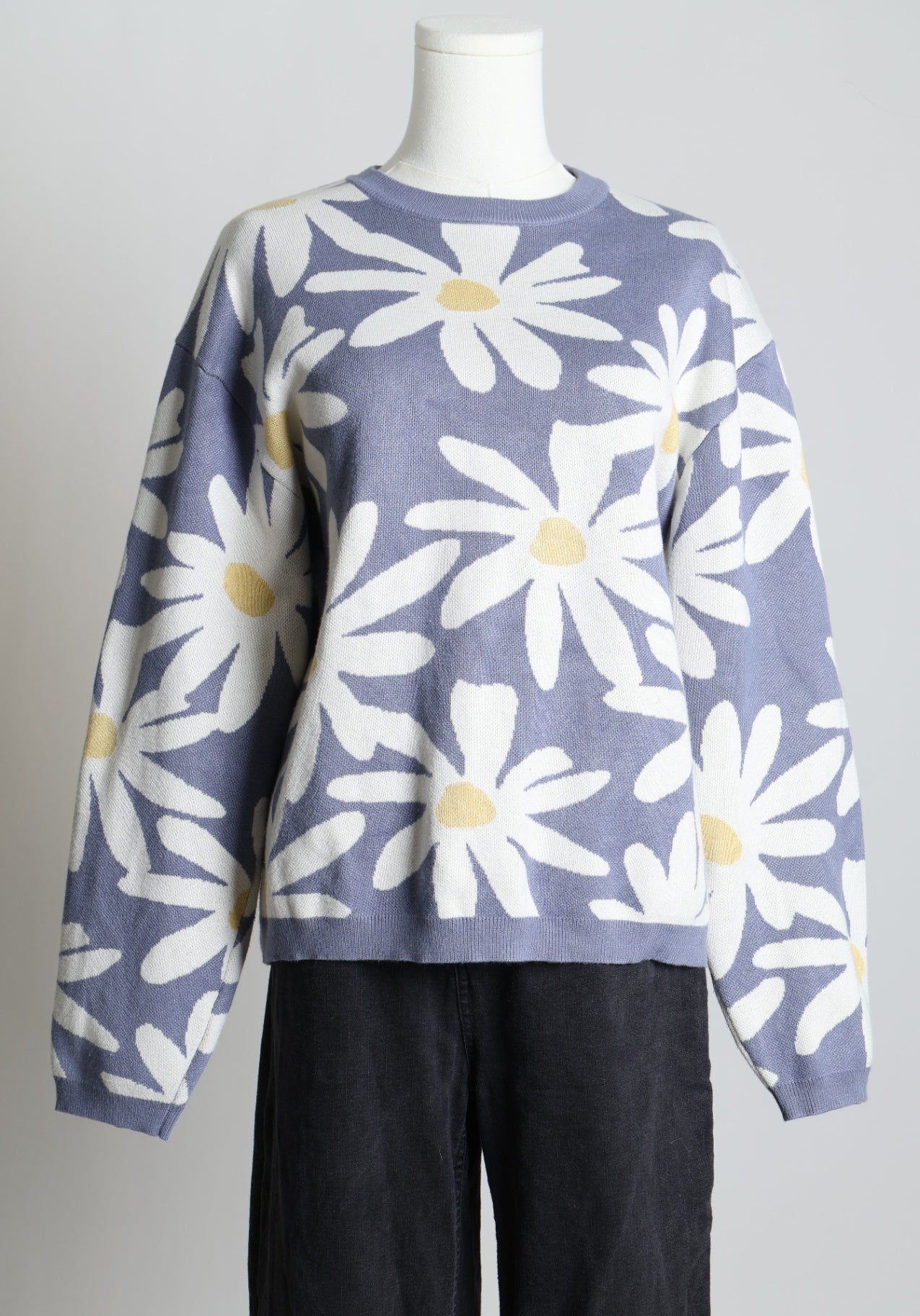 Chandail en tricot avec imprimé floral