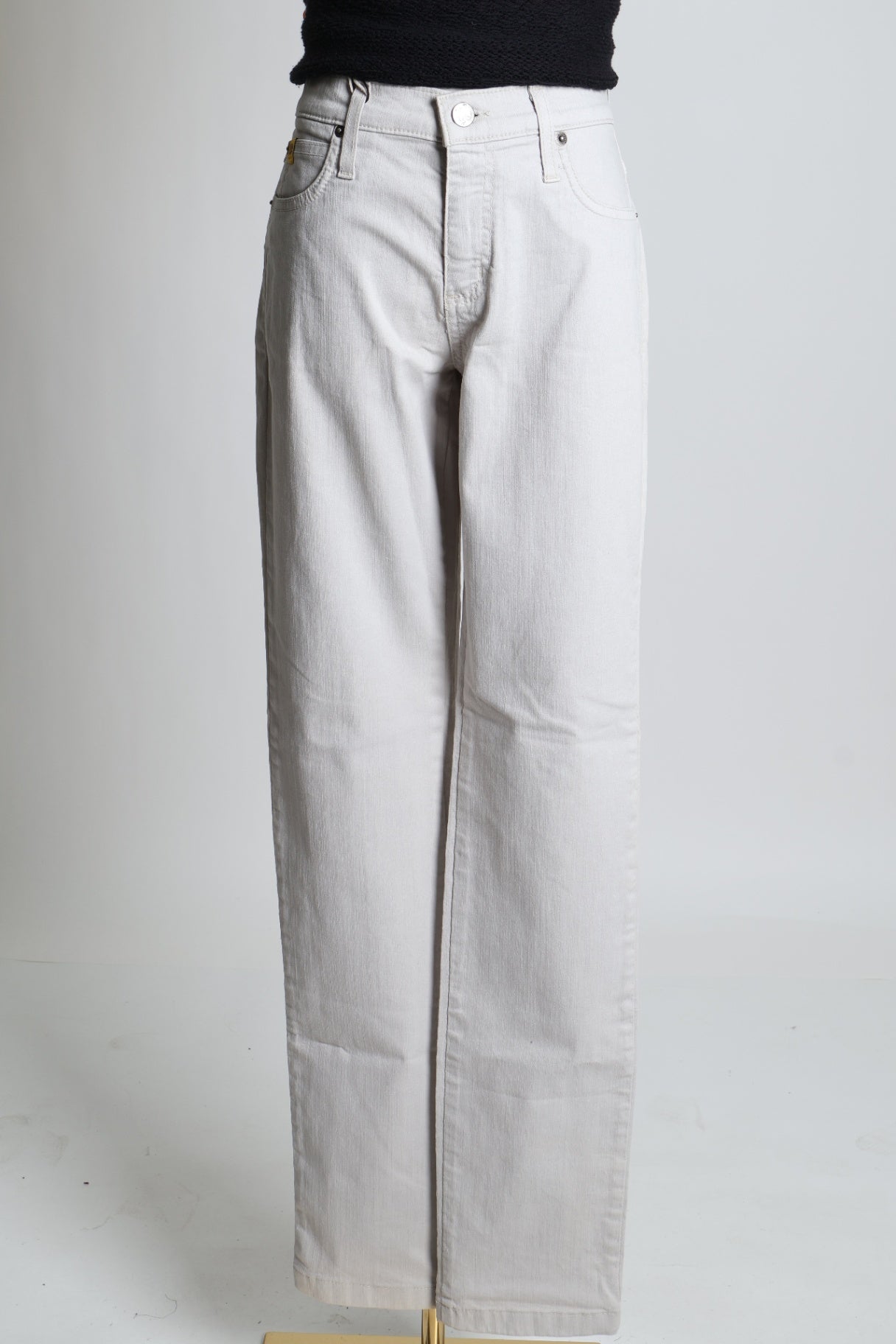 Jean ajusté
